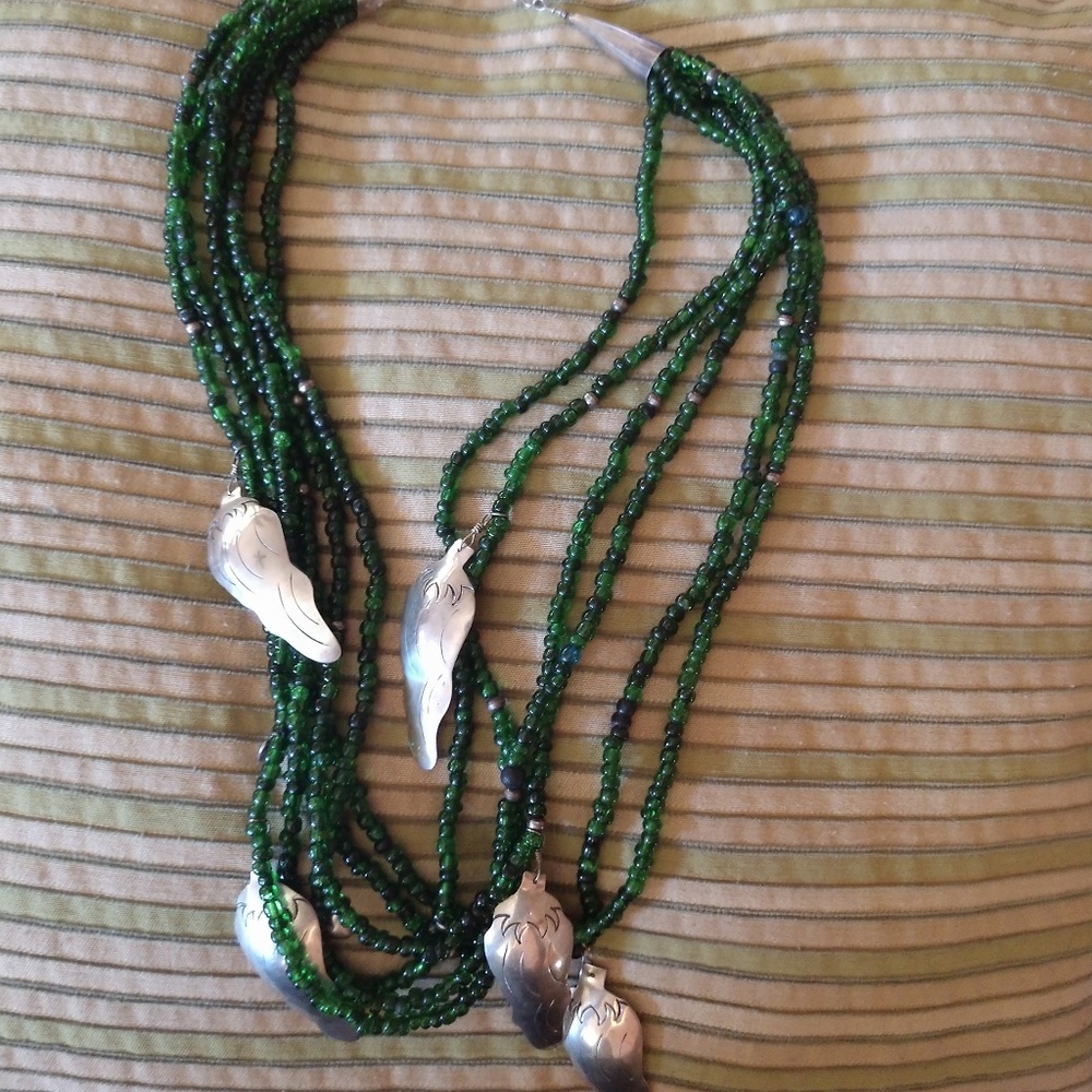 Beautiful vintage necklace